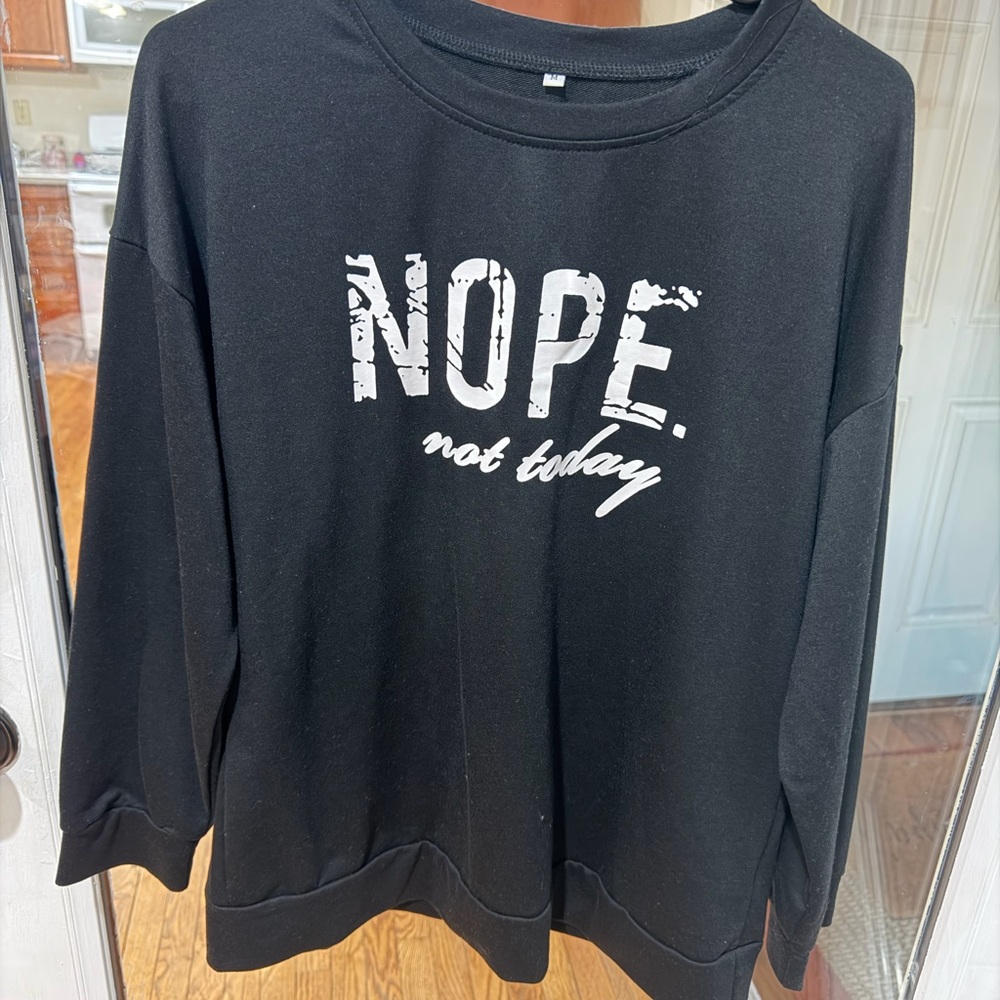 Black Graphic Sweatshirt